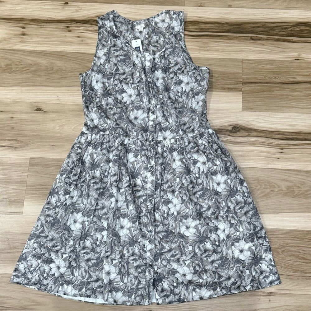 NEW Gap Split Neck Grey White Floral Mini Fit and Flare Dress Women’s 8